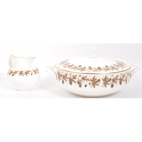 147 - A vintage, retro Wedgwood Autumn Vine porcelain dinner and tea service comprising cups, saucers, pla... 