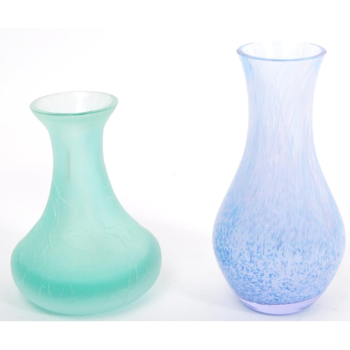 152 - A collection of six assorted late 20th/early 21st century studio art glass pieces to include blue Ca... 