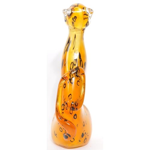 178 - A retro vintage mid 20th century Murano style studio art glass. In the form of a Leopard / big wild ... 