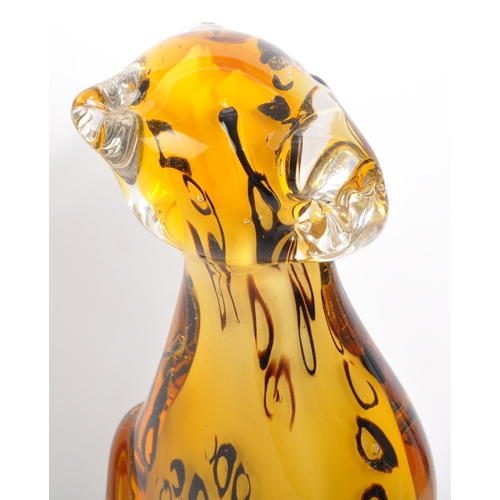 178 - A retro vintage mid 20th century Murano style studio art glass. In the form of a Leopard / big wild ... 