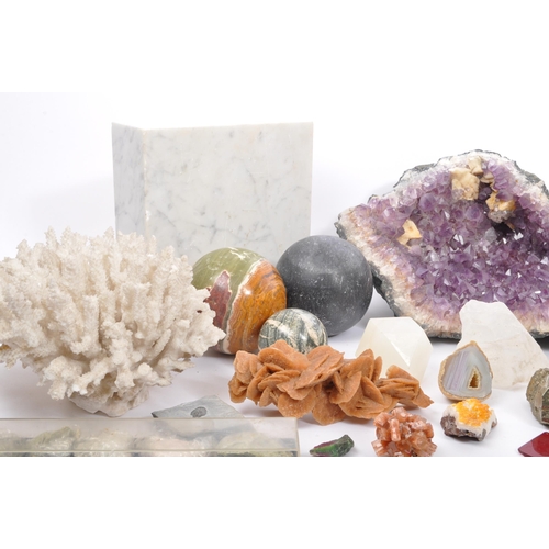 204 - Large collection of various minerals and fossils to include, quartz, amethyst, pyrites, agate geodes... 