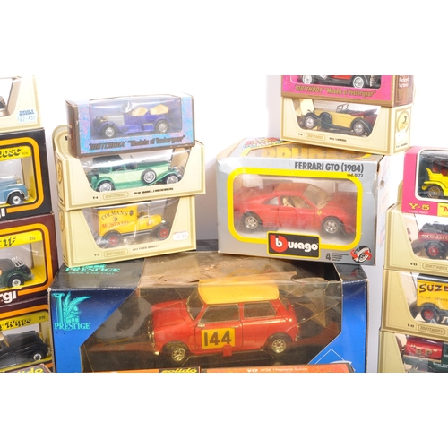 220a - A collection of assorted vintage diecast model cars. Largely Matchbox Models of Yesteryear / Y-Serie... 