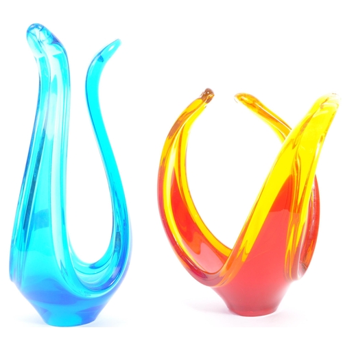 289 - Two large Murano glass studio sculptures, one in blue with three open and pinched sides, approx 27cm... 