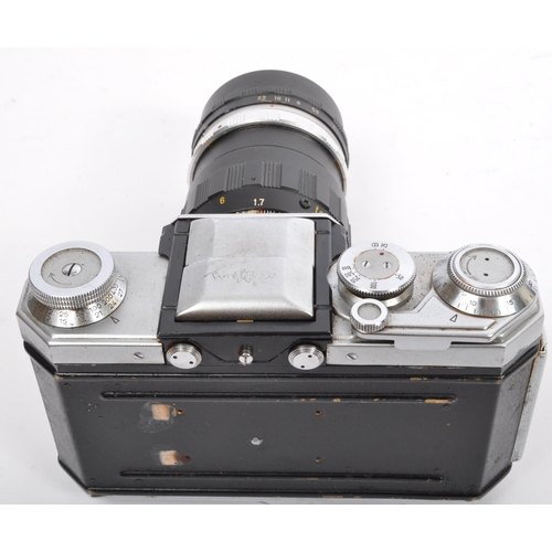 360 - Two retro vintage Wirgin Edixa Flex 35mm SLR cameras. One with a 50mm 1:2.8 Cassarit lens, other wit... 