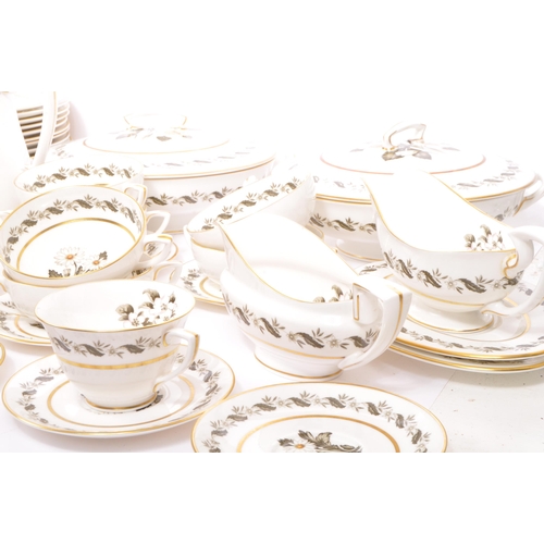 37 - A large retro vintage 20th century Royal WorcesterÂ Â fine bone china dinner service in the 'Bernina... 