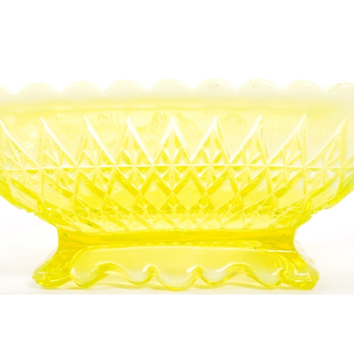 45 - Davidsons - Primrose Pearline - A collection of 19th century Davidsons circa. 1880's Uranium glass t... 