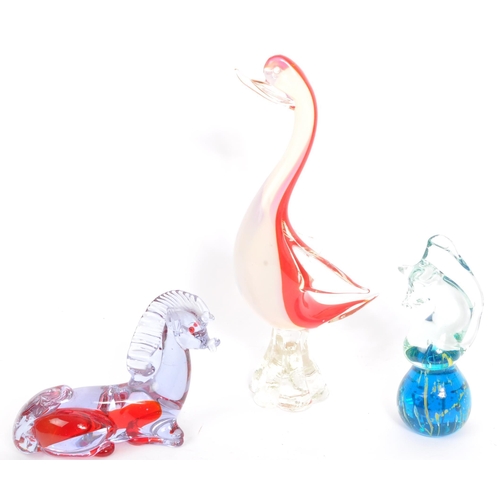 87 - A collection of five pieces of retro vintage mid 20th century glass to include a Mdina horse paperwe... 