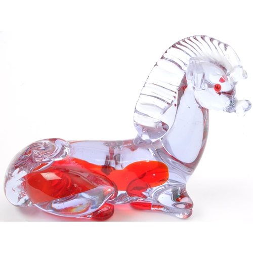 87 - A collection of five pieces of retro vintage mid 20th century glass to include a Mdina horse paperwe... 