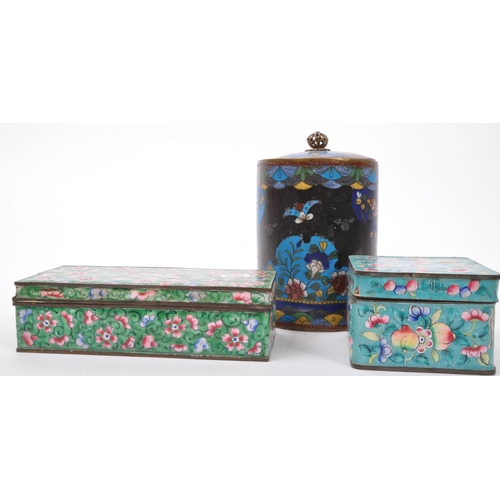 235a - A collection of early 20th century and later Chinese cloisonne enamelled wares to include lidded pot... 