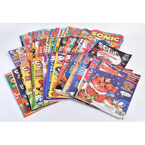 582 - Sonic The Hedgehog - collection of vintage 1990s Sega Comics ( Fleetwood Editions ) Sonic The Hedgeh... 