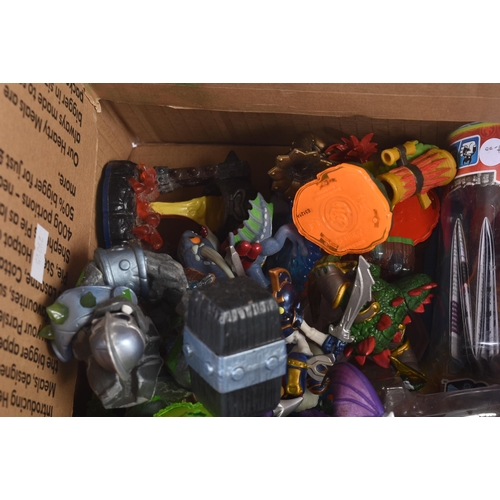 589 - Retro Gaming - a collection of Activision made Skylanders ' toy-to-life ' character action figures t... 