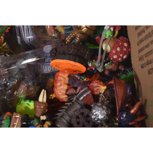 589 - Retro Gaming - a collection of Activision made Skylanders ' toy-to-life ' character action figures t... 