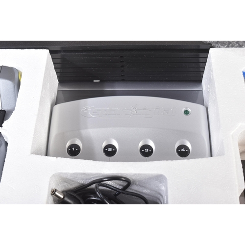 611 - An original Hornby made digital Scalextric slot car racing set No. C1214 Formula One / F1 Alonso & H... 