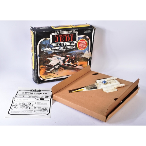 724 - Star Wars - an original vintage Kenner / Palitoy made Star Wars action figure playset 'X-Wing Fighte... 