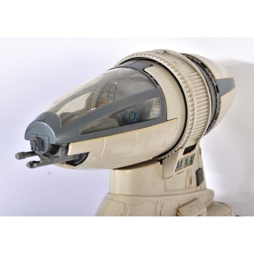 739 - Star Wars - an original vintage Kenner / Palitoy made Star Wars action figure playset ' B Wing Fight... 