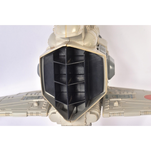 739 - Star Wars - an original vintage Kenner / Palitoy made Star Wars action figure playset ' B Wing Fight... 