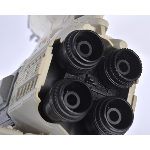 739 - Star Wars - an original vintage Kenner / Palitoy made Star Wars action figure playset ' B Wing Fight... 