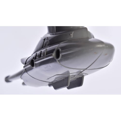 739 - Star Wars - an original vintage Kenner / Palitoy made Star Wars action figure playset ' B Wing Fight... 