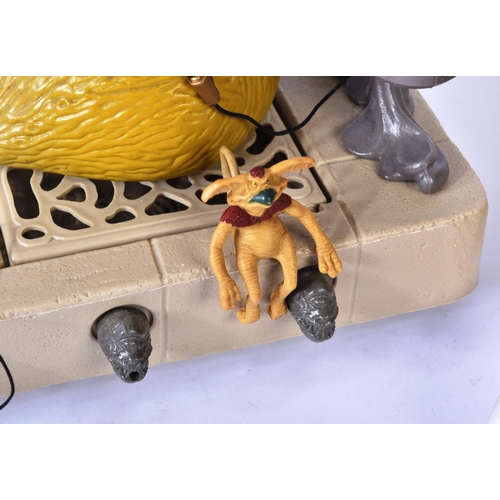 743 - Star Wars - a collection of x3 original vintage Kenner / Palitoy made Star Wars action figure playse... 