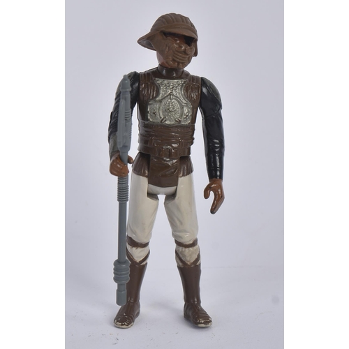 753 - Star Wars - a collection of x4 original vintage Kenner / Palitoy made Star Wars action figures. Incl... 