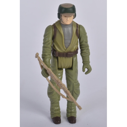 754 - Star Wars  - a collection of x4 original vintage Kenner / Palitoy made Star Wars action figures. Inc... 