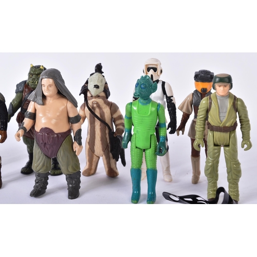 776 - Star Wars - a collection of x10 original vintage Kenner / Palitoy made Star Wars action figures, com... 