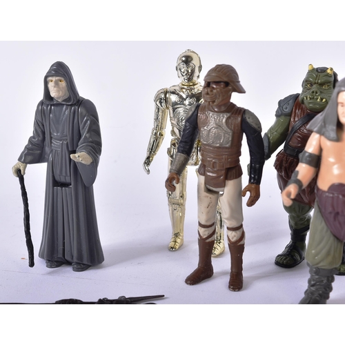 776 - Star Wars - a collection of x10 original vintage Kenner / Palitoy made Star Wars action figures, com... 