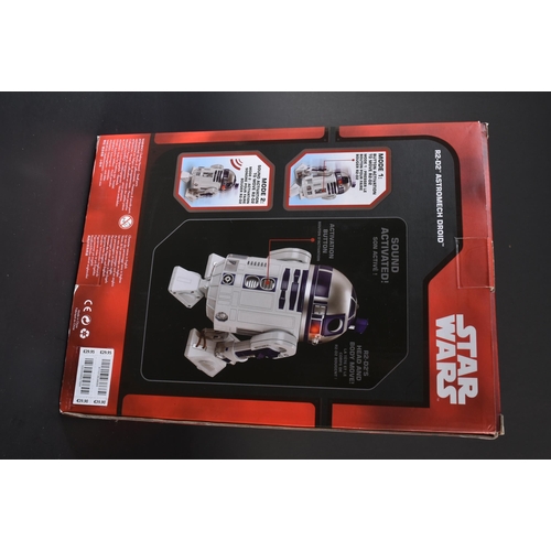 801 - Star Wars - a Disney Store Exclusive R2D2 Astromech Droid talking droid figure. With 20+ Sound Effec... 
