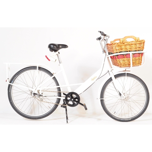 Pashley wicker basket deals