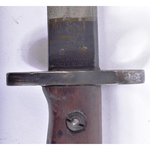 199 - An original WWI First World War era 1907 pattern SMLE / Lee Enfield sword bayonet. The bayonet havin... 