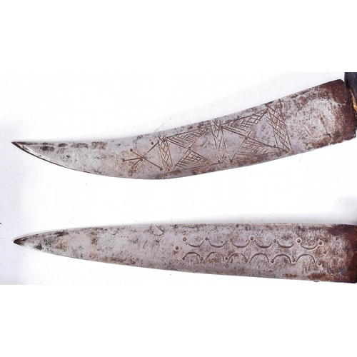 22 - A 19th Century Sudanese Mahdist People triple knife dagger. Three daggers housed within a Nile skin ... 