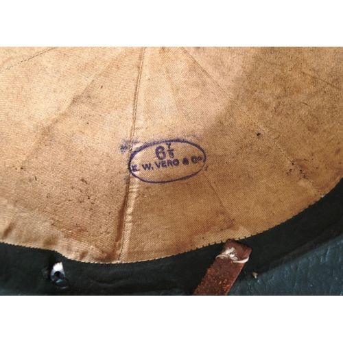 252 - An original WWII Second World War British Army Wolseley pattern tropical pith helmet. Lacking the li... 