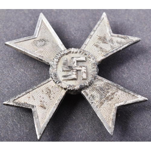 402 - A WWII Second World War Third Reich Nazi German non-combatant war merit cross. A First Class example... 