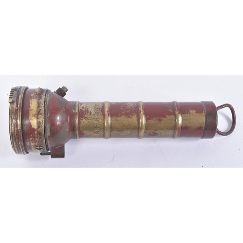 478 - A WWII Second World War believed Royal Navy issue submarine signalling torch. Shaft with broad arrow... 