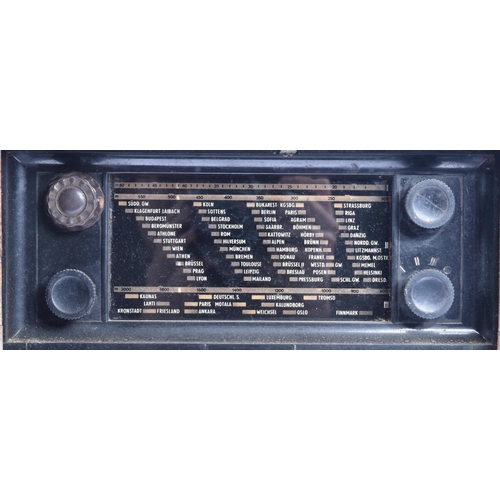 480 - A WWII Second World War Third Reich Nazi German Luftwaffe barracks Siemens portable radio model K32 ... 