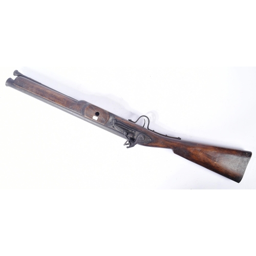 72 - A 20th Century vintage wall hanging model of flintlock blunderbuss style gun. The rifle having a fla... 