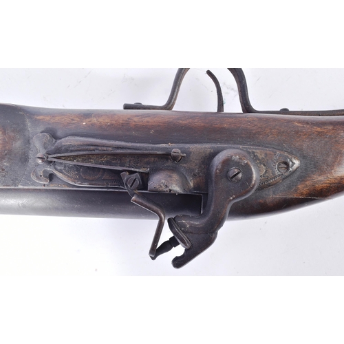 72 - A 20th Century vintage wall hanging model of flintlock blunderbuss style gun. The rifle having a fla... 