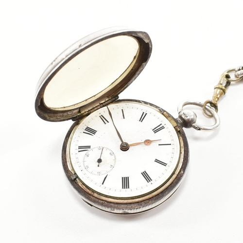 117 - An early 20th century 1901 hallmarked silver cased gentlemen's pocket watch. Hallmarked Chester 1901... 