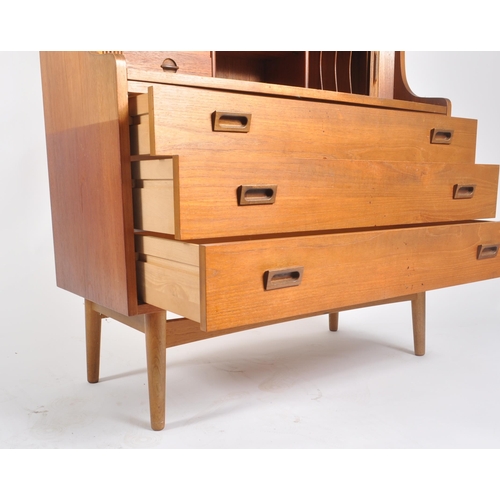 120 - Borge Mogansen - BM Danish Furniture - A retro vintage mid 20th century circa 1960s Danish teak high... 