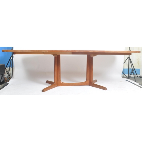 193 - Niels Otto Moller (1920-1982) - A retro mid 20th century Danish designer extending teak dining table... 