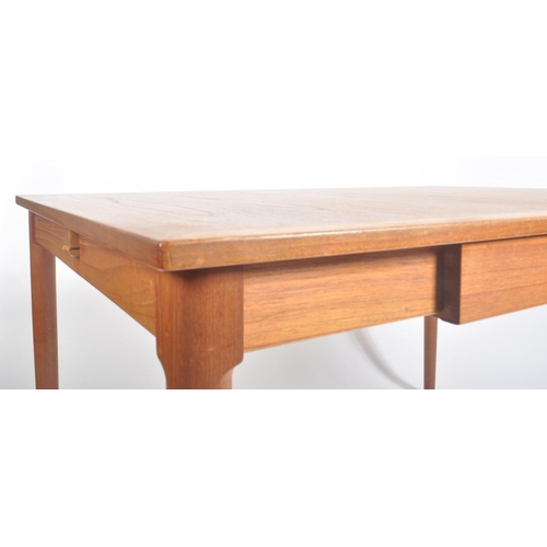 260 - Slagelse Møbelværk - Denmark - A retro vintage mid 20th century circa 1960s teak Danish extending di... 