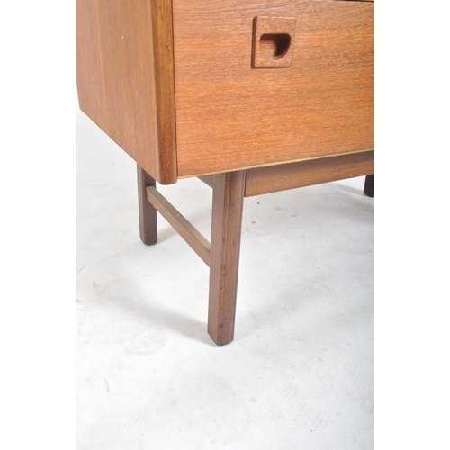 30 - Alfred Cox - AC Furniture - A retro mid 20th century designer teak chest of drawers of simple form. ... 