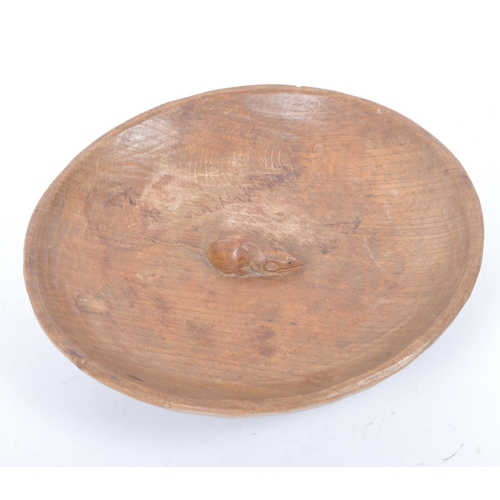 91 - Robert ' Mouseman ' Thompson of Kilburn - A solid English oak hand carved fruit centrepiece bowl. Me... 