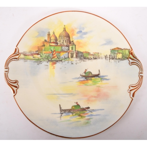 131 - An early 20th century 'Venice' 16 piece tea set / service by Royal Doulton. Consisting of 7 x cups, ... 