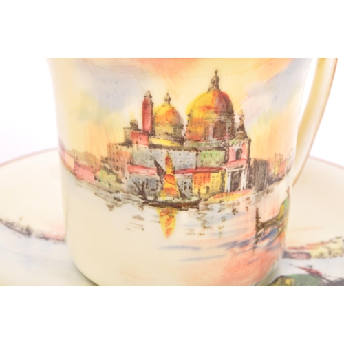 131 - An early 20th century 'Venice' 16 piece tea set / service by Royal Doulton. Consisting of 7 x cups, ... 