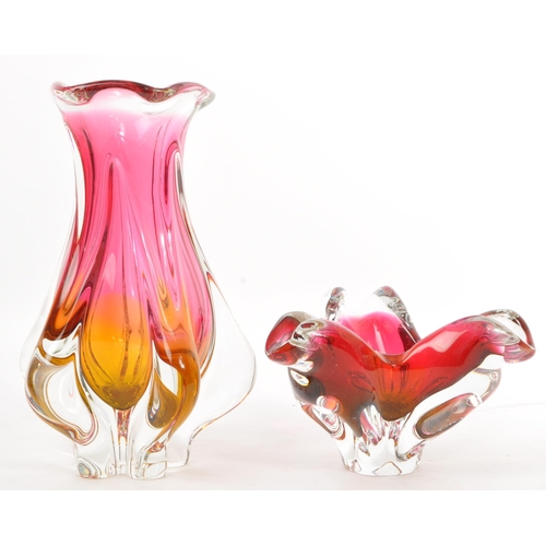 136 - Two retro mid 20th Century Bohemian Czechoslovakian studio art glass vases in a pink and amber colou... 