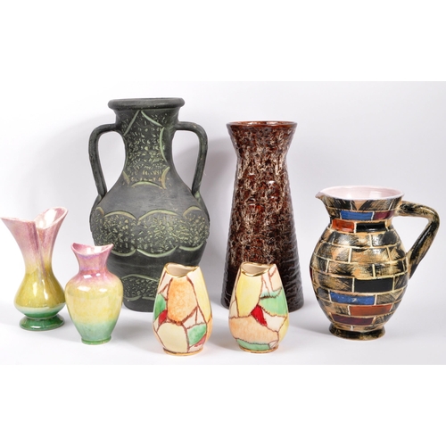 141 - A collection of vintage 20th century studio pottery and ceramics to a Kernweck of Cornwall pottery v... 