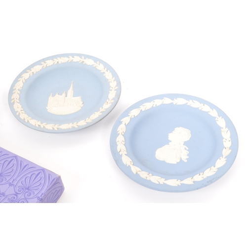 147 - Wedgwood - A collection of 20th century Wedgwood Jasperware. Each piece having jasperware blue groun... 