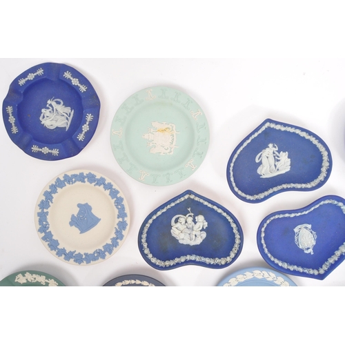 153 - Wedgwood - A collection of 20th century Wedgwood jasperware to include ashtrays and pin dishes. Each... 