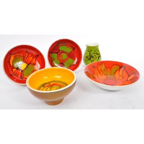 158 - A collection of 5 x retro vintage hand painted bowls / dishes and vase in the 'Delphis' design by Po... 